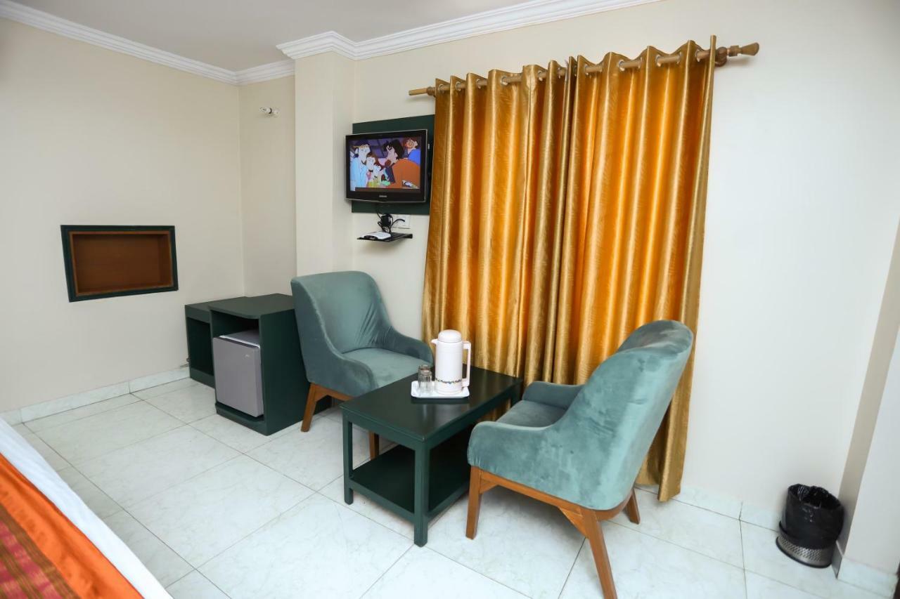 Hotel Jaisingh Palace Τζαϊπούρ Εξωτερικό φωτογραφία