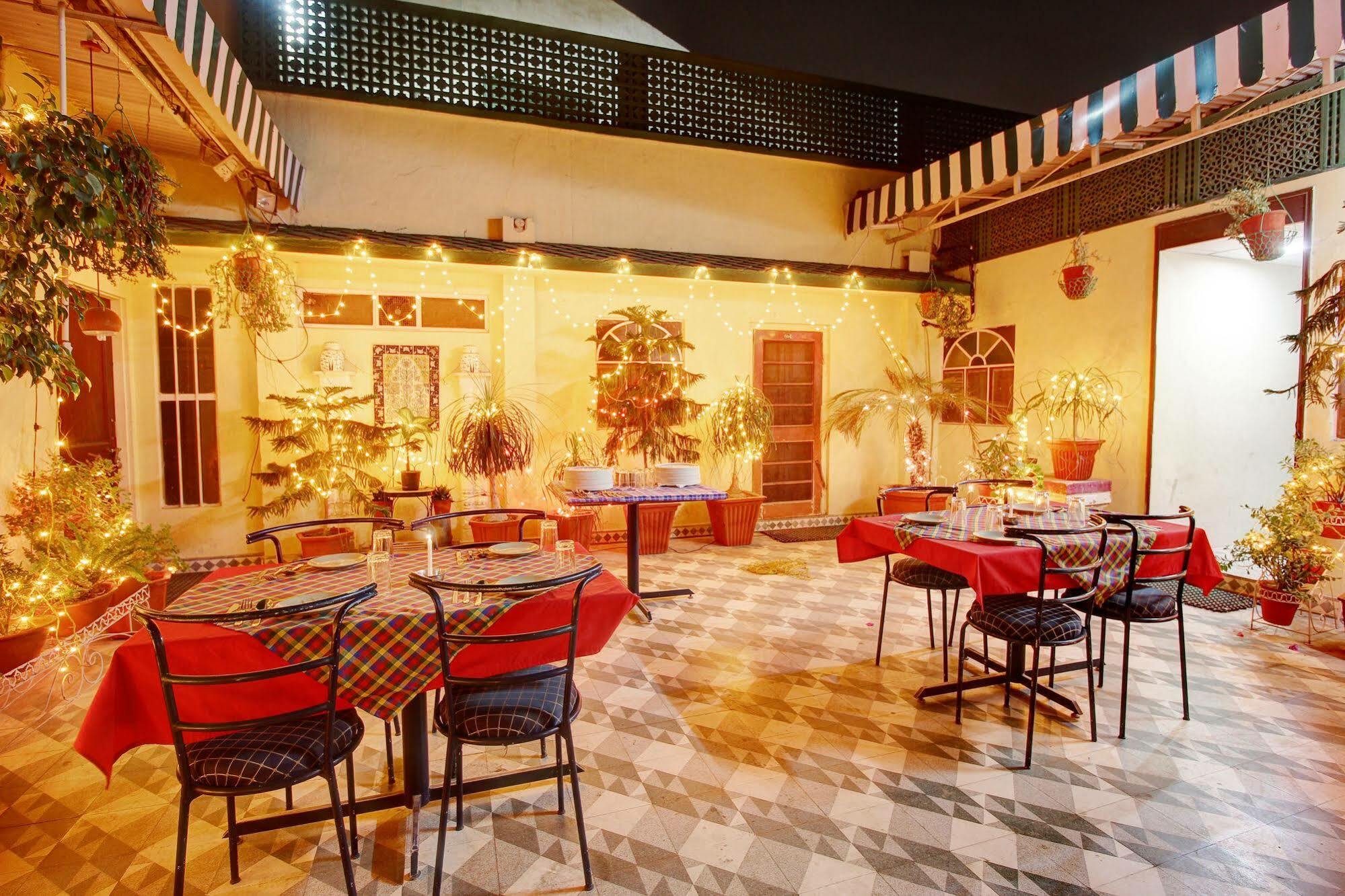 Hotel Jaisingh Palace Τζαϊπούρ Εξωτερικό φωτογραφία